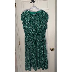 Maggy London Green Dress with tiny Black and White Flowers | Plus Size